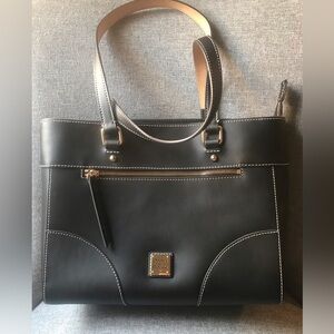 Beautiful Dooney & Burke 100% Authentic All Leather Black Satchel/Tote NWOT.